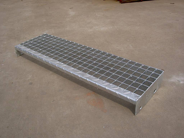 楼梯钢格板案例图片2